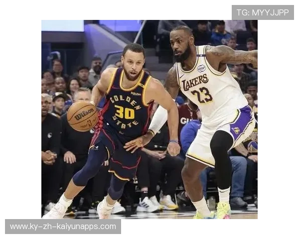 巨星的逆袭：詹姆斯和库里巅峰对决全回顾！，詹姆斯和库里交手数据